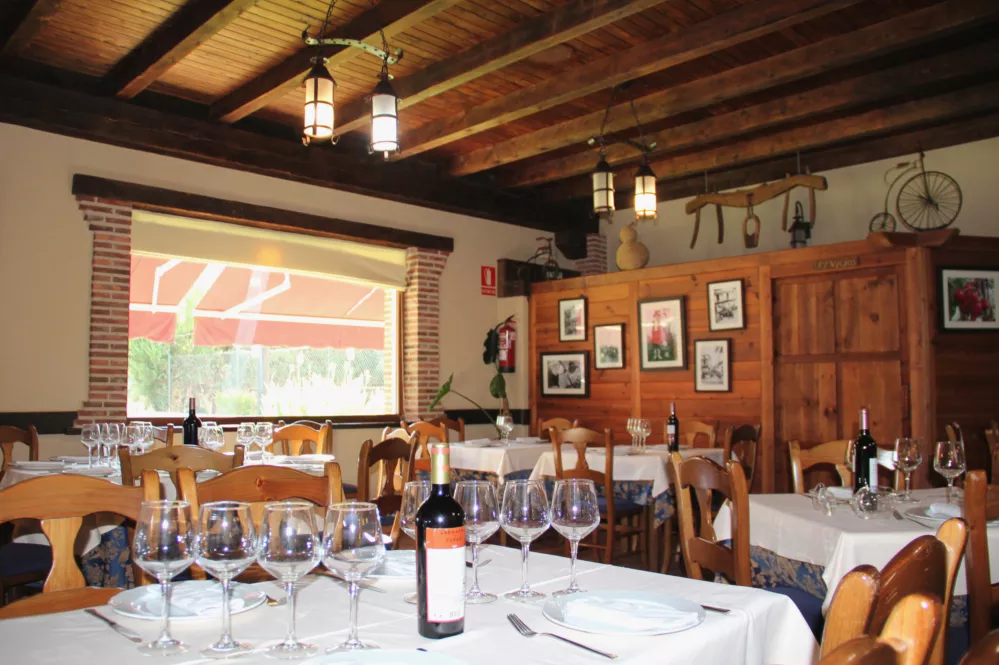 Restaurante Los Carretero, comer, cenar, bodas y banquetes en Candeleda Gredos