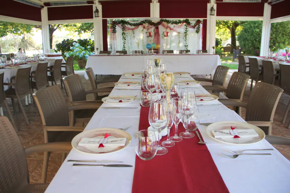 Carpas multiusos para comer, cenar, bodas, banquetes y celebraciones