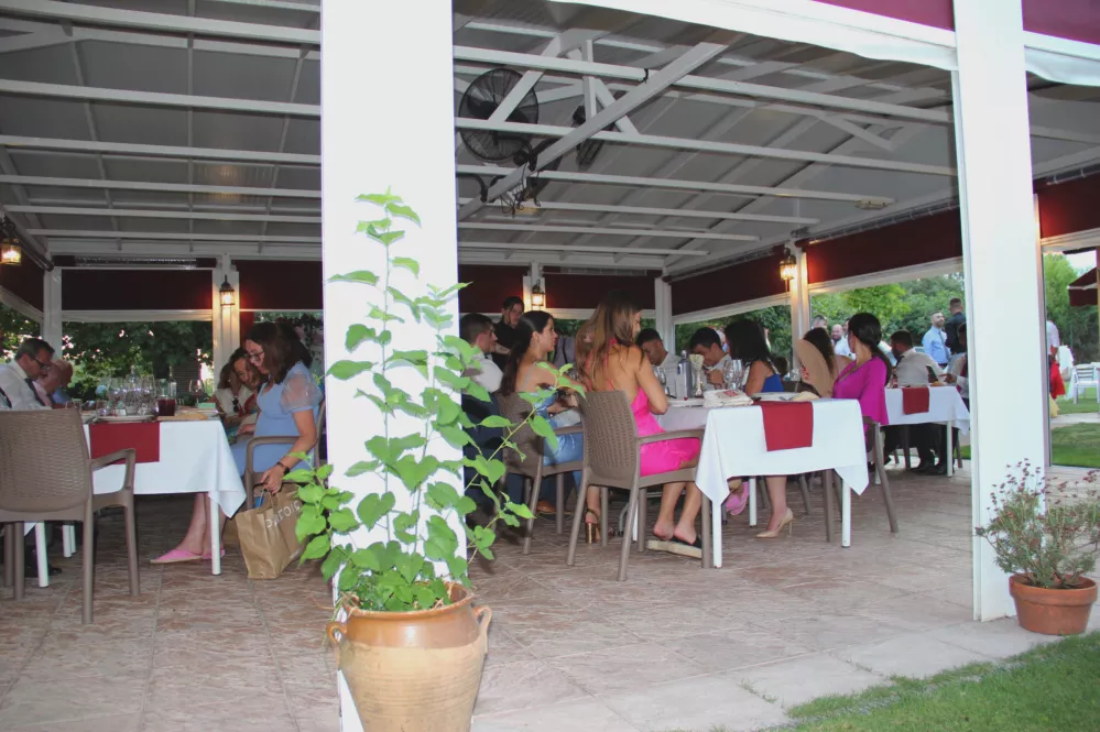 Carpas multiusos para comer, cenar, bodas, banquetes y celebraciones